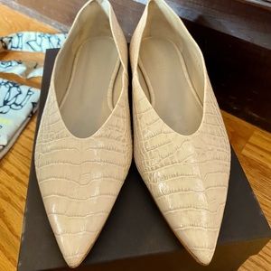 Freda Salvador off-white/cream leather croc flats